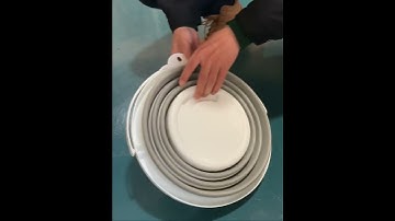 Collapsible bucket for outdoor and garden watering