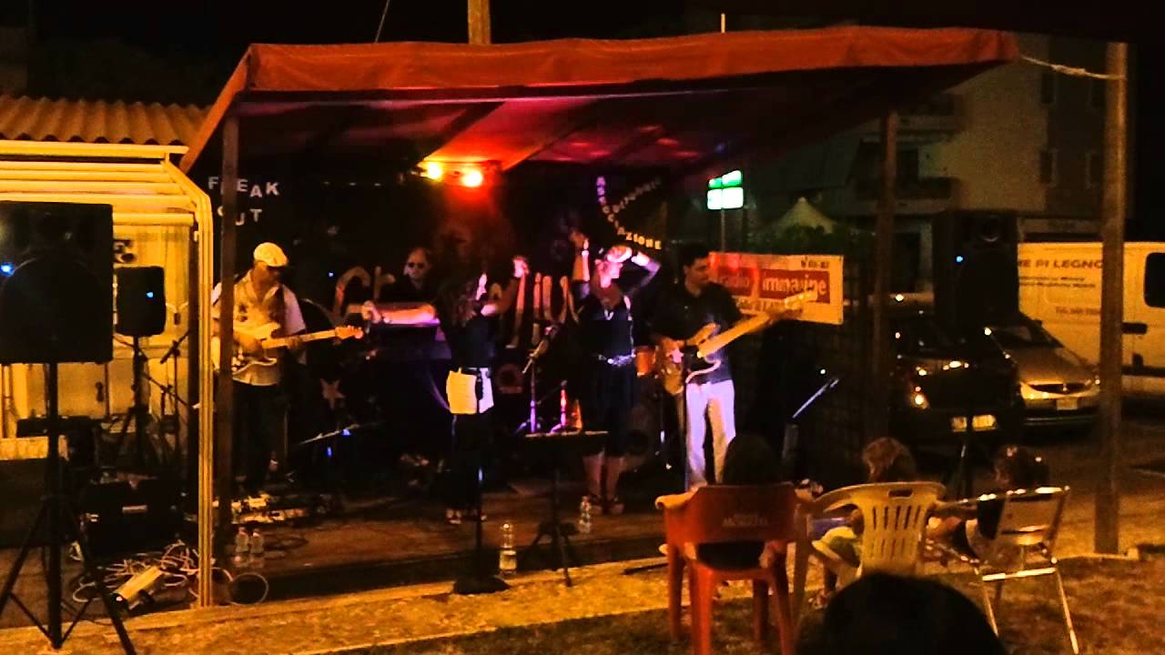 Freak Out Band - Hot Stuff ( Donna Summer )