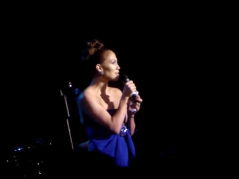 Jennifer Lopez introducing Marc Anthony @ Latino G...