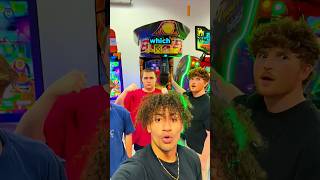 Which YOU TUBER has the strongest PUNCH! #roblox #foltyn #youtuber #viral #shorts