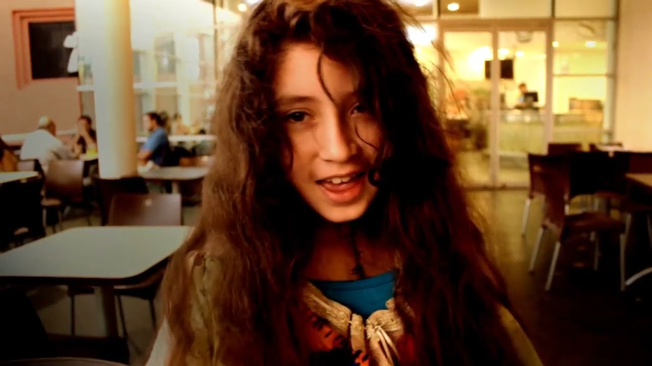 DENST con DLUX “LEJOS”