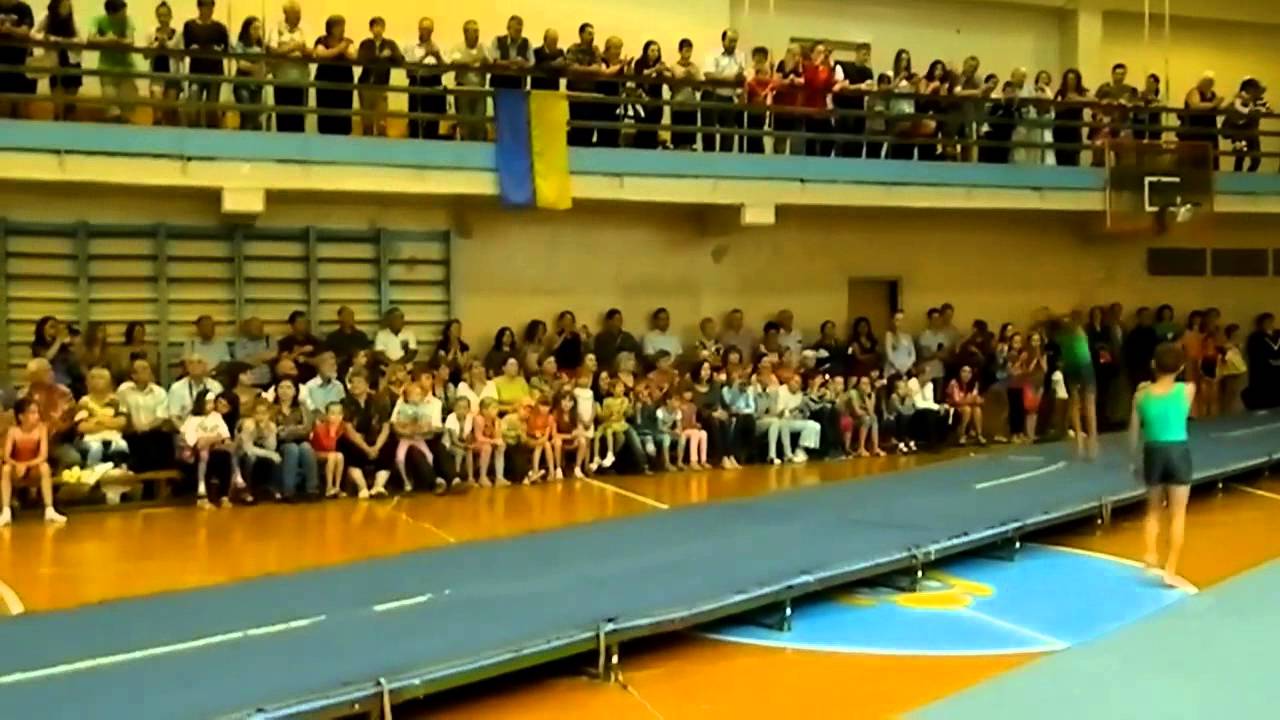 Свято молоді,спорту,акробатики у Дрогобичі в ДЮСШ.