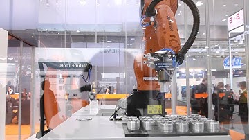 Run MyRobot and KUKA.mxAutomation