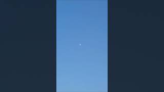 اى لحظات‌ خوش كه هنوز از راه نرسیده‌اید،آيا نمی‌شود راهِ كوتاه‌ترى در پیش بگیرید