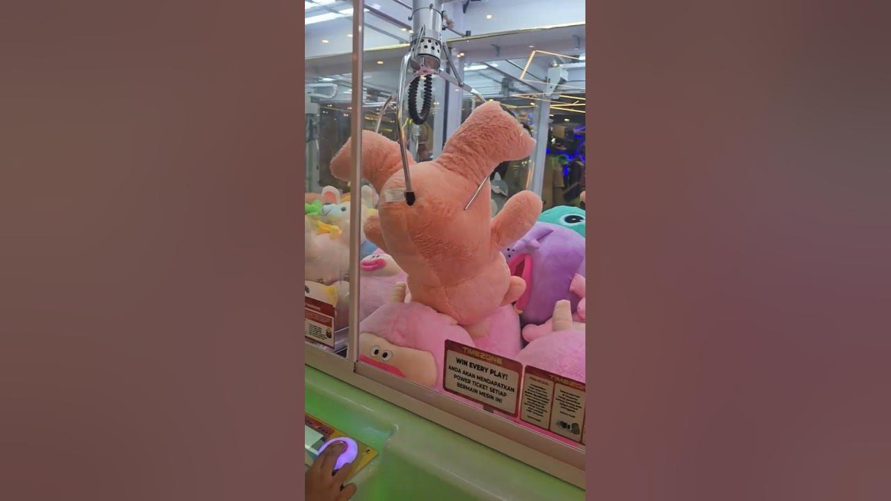 Dapet Boneka Bear Peach Lucu Dari Mesin Calit Timezone!! #shortsyoutube #arcade #timezone #fyp