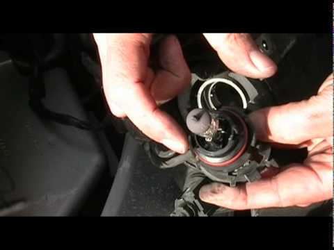 2010 Dodge Grand Caravan >> Changing a headlight bulb on a Grand Caravan - YouTube 2010 Dodge Grand Caravan >> Changing a headlight bulb on a Grand Caravan - YouTube