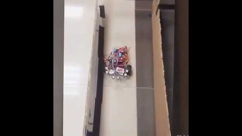 A Small Maze Solver Robot