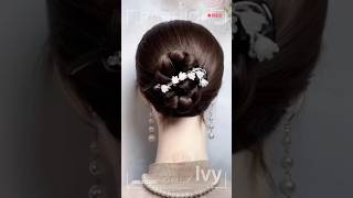 Easy Everyday Bun Tutorial  #bunhairstyle #easyhair #updo #hairtutorial #shorts