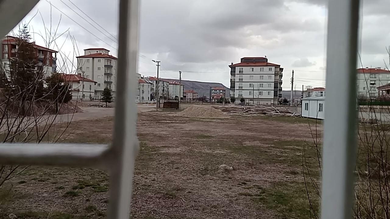 11 ayın sultanı ramazan ayının nurlu atmosferinde harika ikindi ezanı okuyan İsmail Uygun