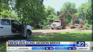 Crews begin removing Coleman Avenue Bridge in Jackson
