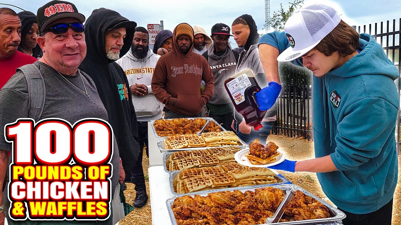 Готовим 100 фунтов курицы и вафель для бездомных!