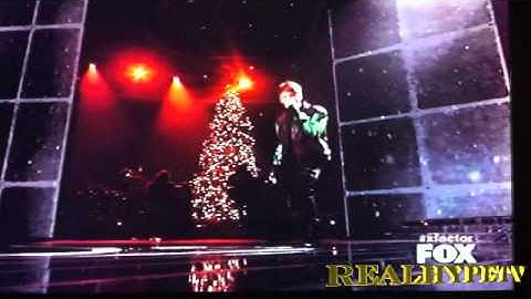 JUSTIN BIEBER & STEVIE WONDER OPEN FOR XFACTOR 5$ MILLION FINALE.wmv