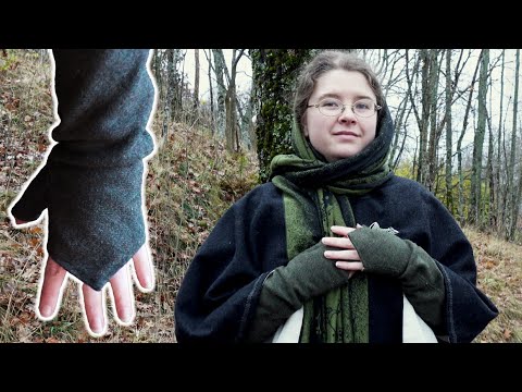 A Quick Pair of 18th Century Mitts