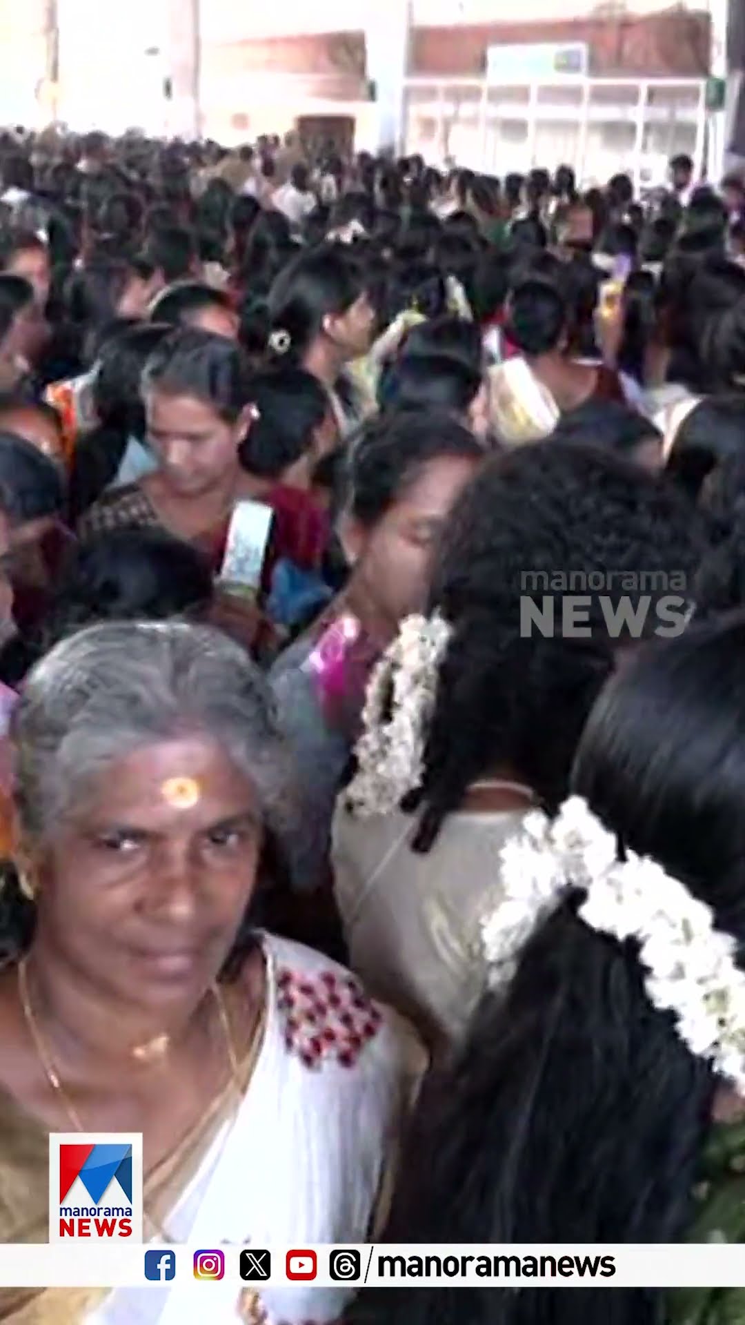 ആറ്റുകാല്‍ പൊങ്കാല;തലസ്ഥാനം ഭക്തിസാന്ദ്രം; പണ്ടാര അടുപ്പില്‍ ഉടന്‍ തീ പകരും #attukalpongala2025