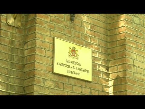 FactCheck TV ― რა ღირს \"უფასო\" სახელმძღვანელოები?