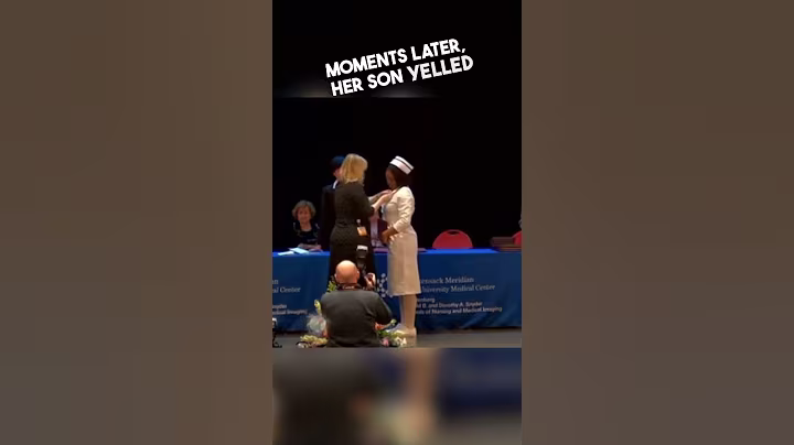 Little boy yells to his mom at her graduation ❤️