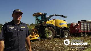 Le mécanicien claude tousignant de chez machinerie ch nous présente
la fourragère fr 480 new holland.