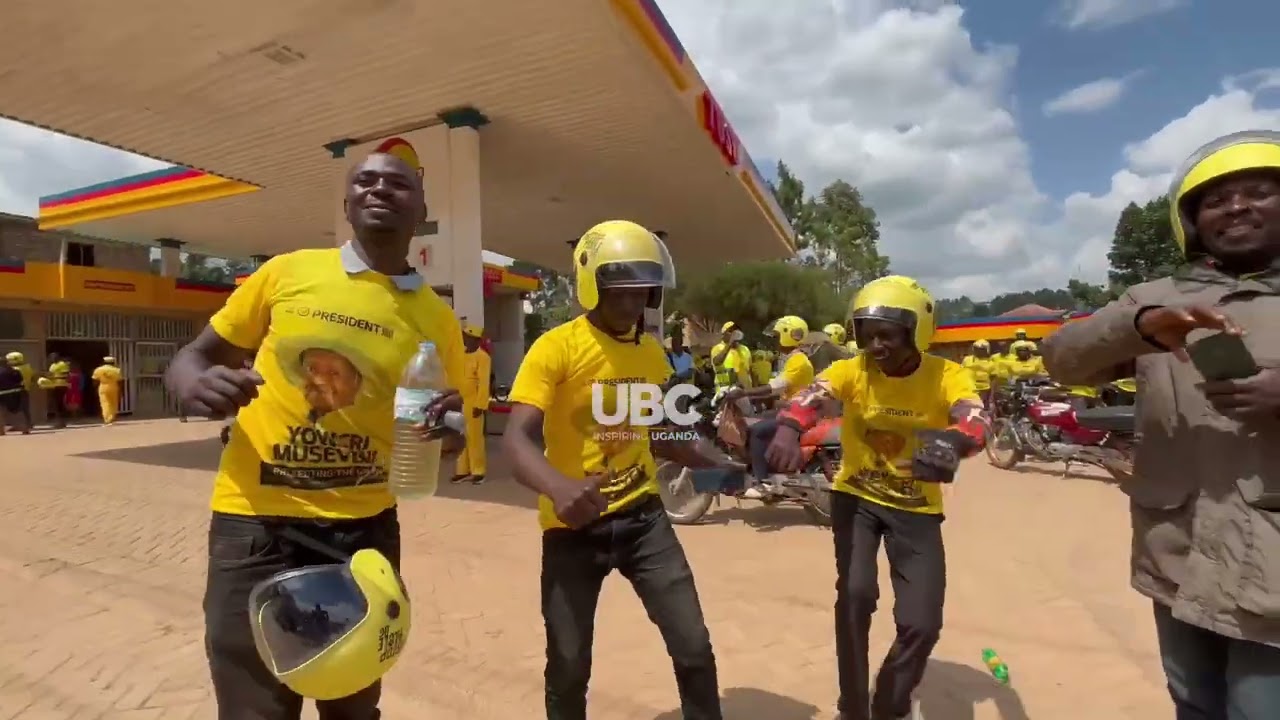 Генерал Мухвези и генерал-лейтенант Тумукунде объединяются, чтобы усилить поддержку НРД в Рукунгири