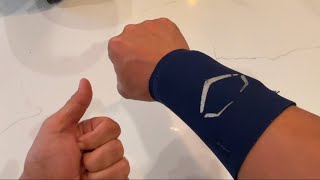 Sturdy Wrist Guard for #Baseball Infielders #evoshield