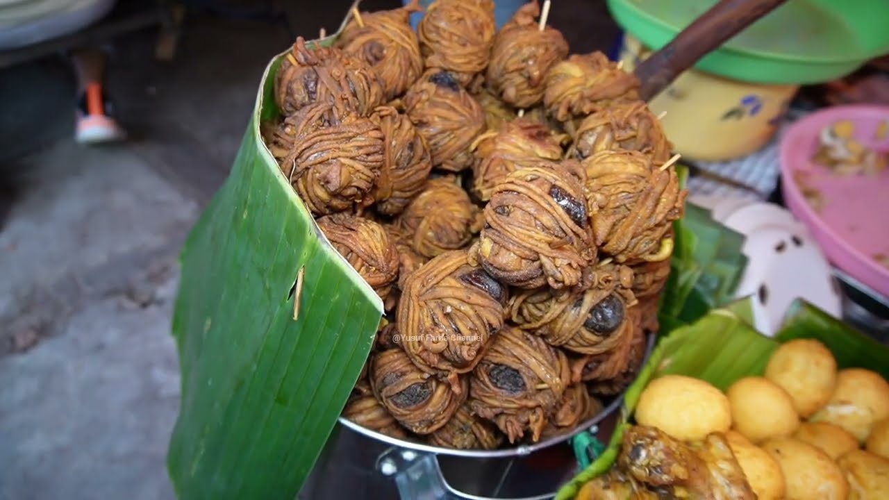 NASI GORENG RESEK PAK MAN MALANG PALING ANTRI DAN OMSETNYA 9 JUTA SEMALAM