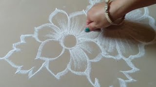 अगदी लाईट रंग भरलेली सुंदर आकर्षक रांगोळी डिझाईन | Beautiful light colour combination rangoli |