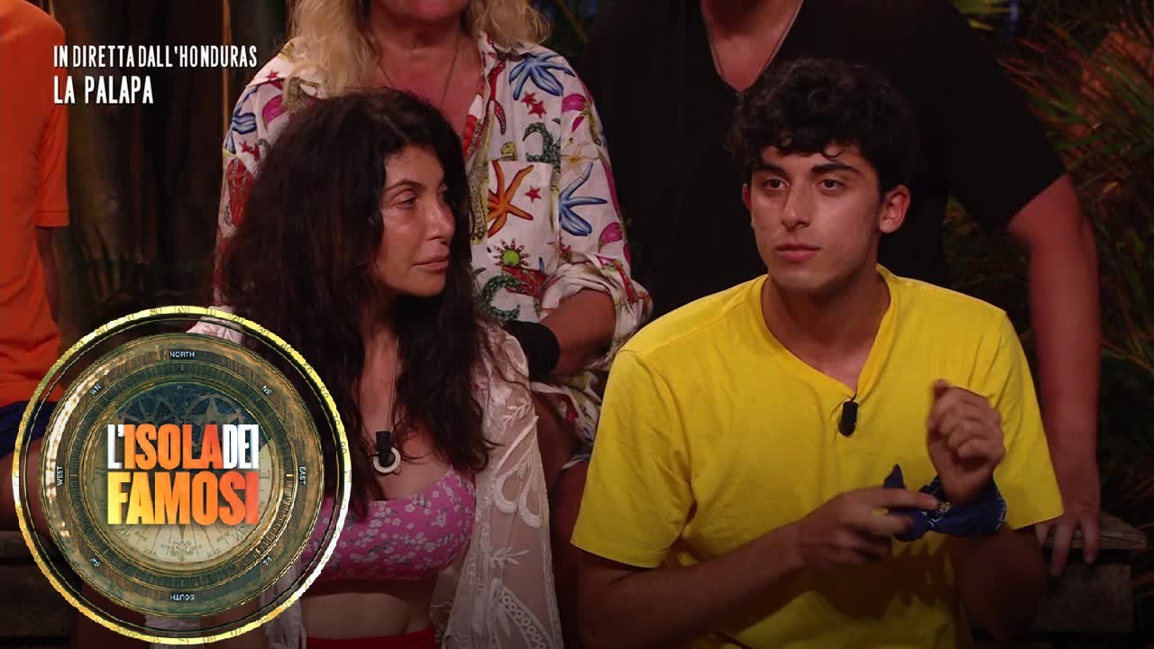 L'Isola dei Famosi - Il rapporto tra Carmen Di Pietro e il figlio Alessandro