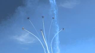 RAAF Roulettes Bomb Burst Defence Air Show 2012 HD