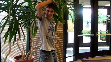 Best of the Worst: Urination Station Nick Style