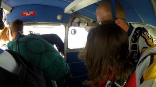 Jeans first Skydive