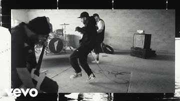 Pitfloor - Trigger (Official Music Video)