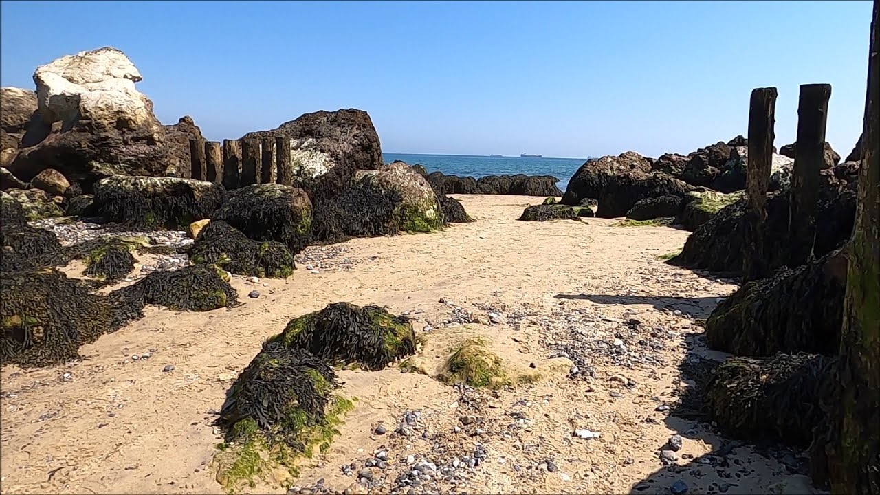 Virtual Walk - Seagrove Bay - Isle Of Wight - April 2021 | kittikoko