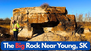 De grote gletsjerzwerfsteen nabij Young, Saskatchewan