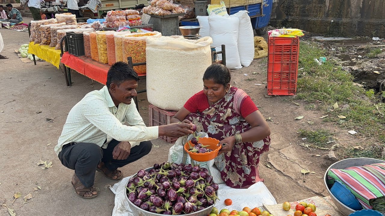 कर्नाटकी मळव हितक हिरव किती घेवा ते कळत नाही दिसन तेवड घेवा वाटत #vlog #manishahajare 