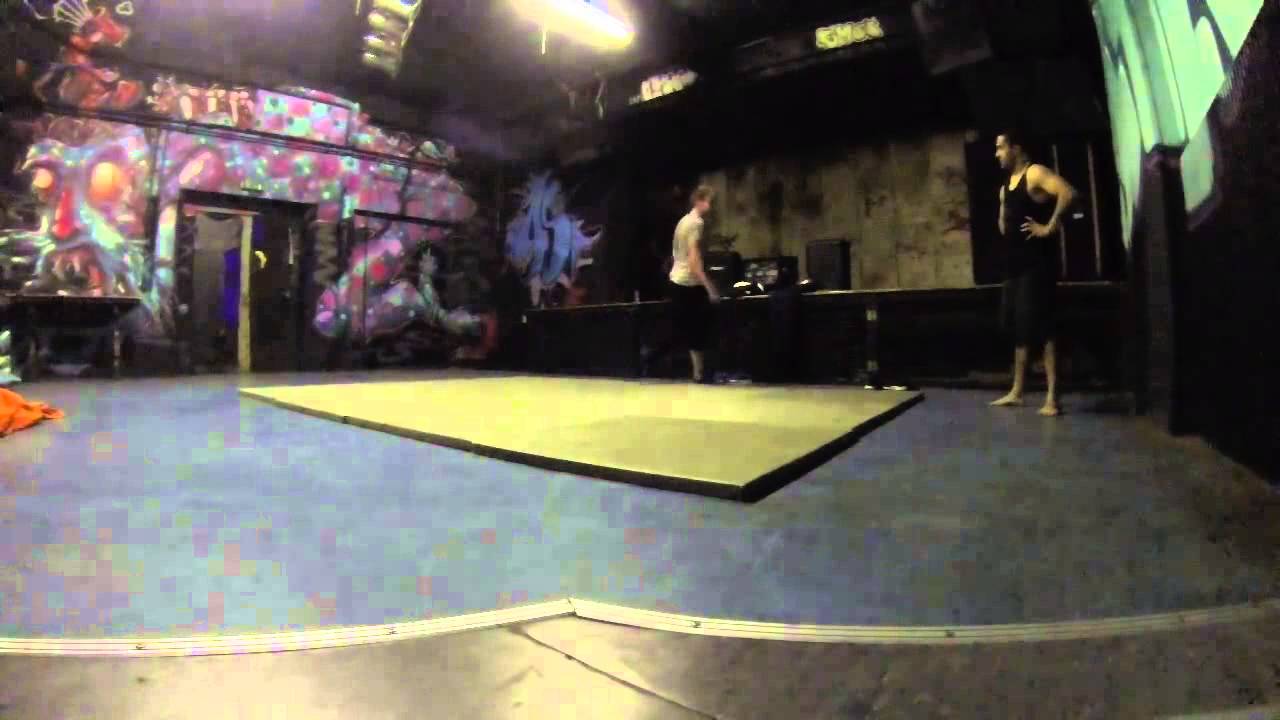 Bboy Donjelo airflare to elbowflare