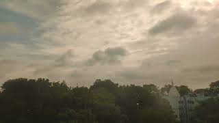 #WATCH l Every #cloud has a silver lining#Timelapse