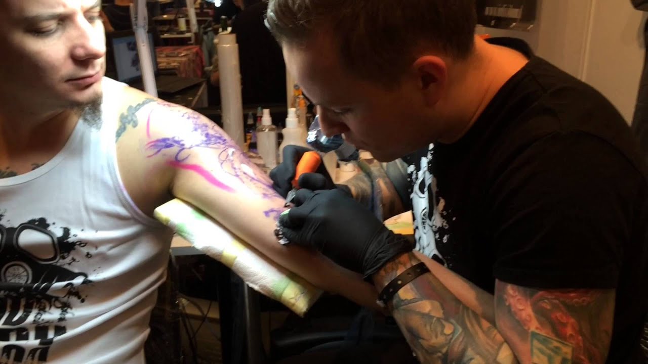 WARSAW TATTOO CONVENTION 2014 - DEAD BODY TATTOO