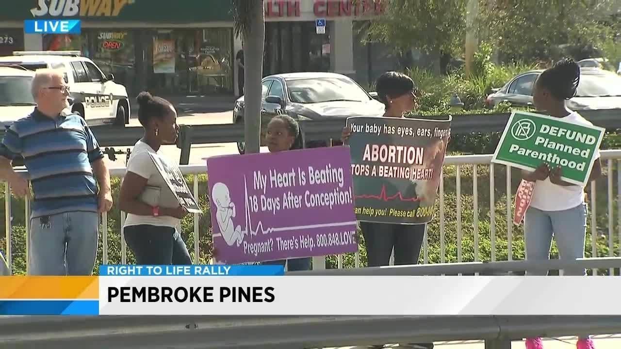 Abortion opponents rally at Planned Parenthood clinic in Pembroke Pines
