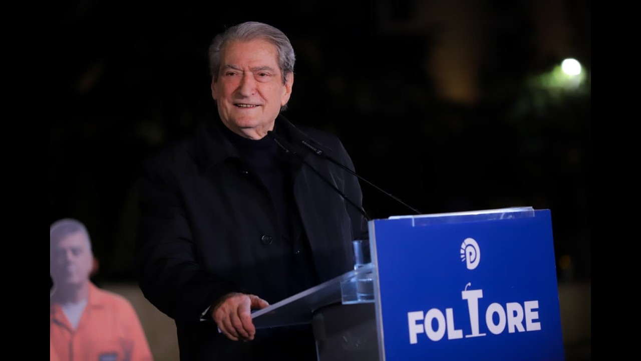 “Vendi në fazë kritike”, Berisha: Rama aventurier i korruptuar, ta hedhim në koshin e plehrave