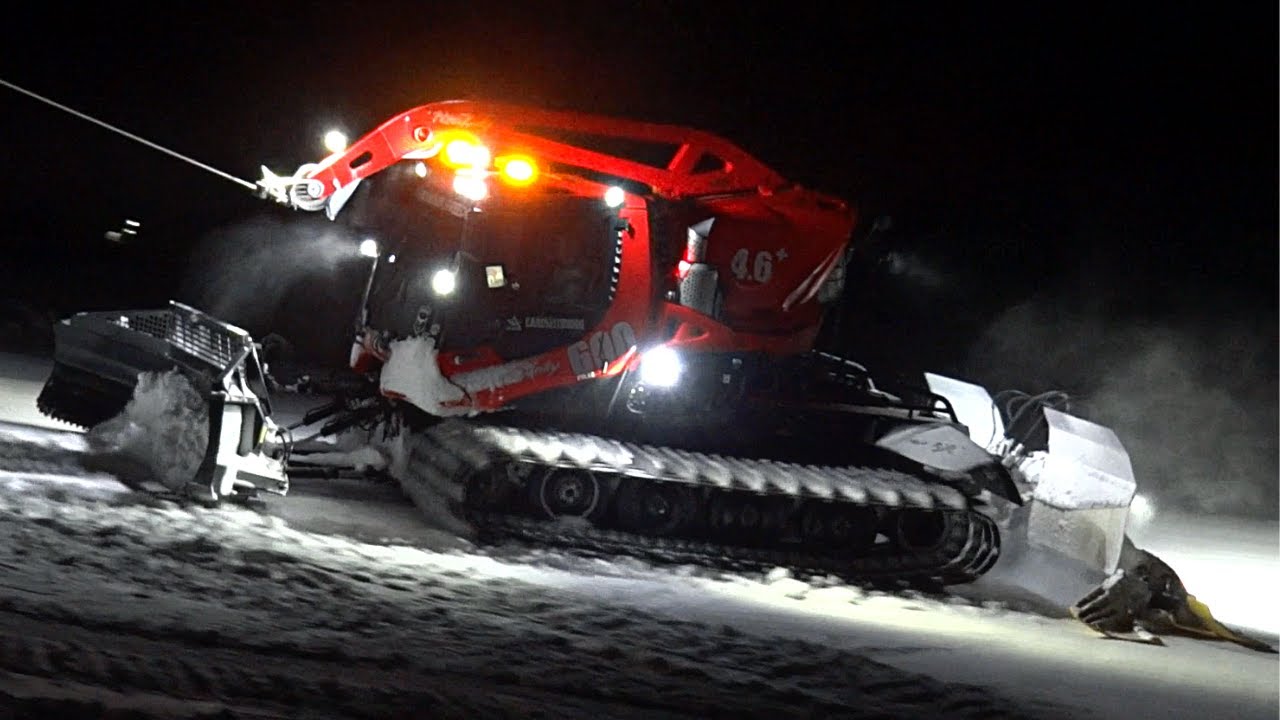 Pistenbully 600W Polar Level Red Grooming a very Steep Slope Part. 3