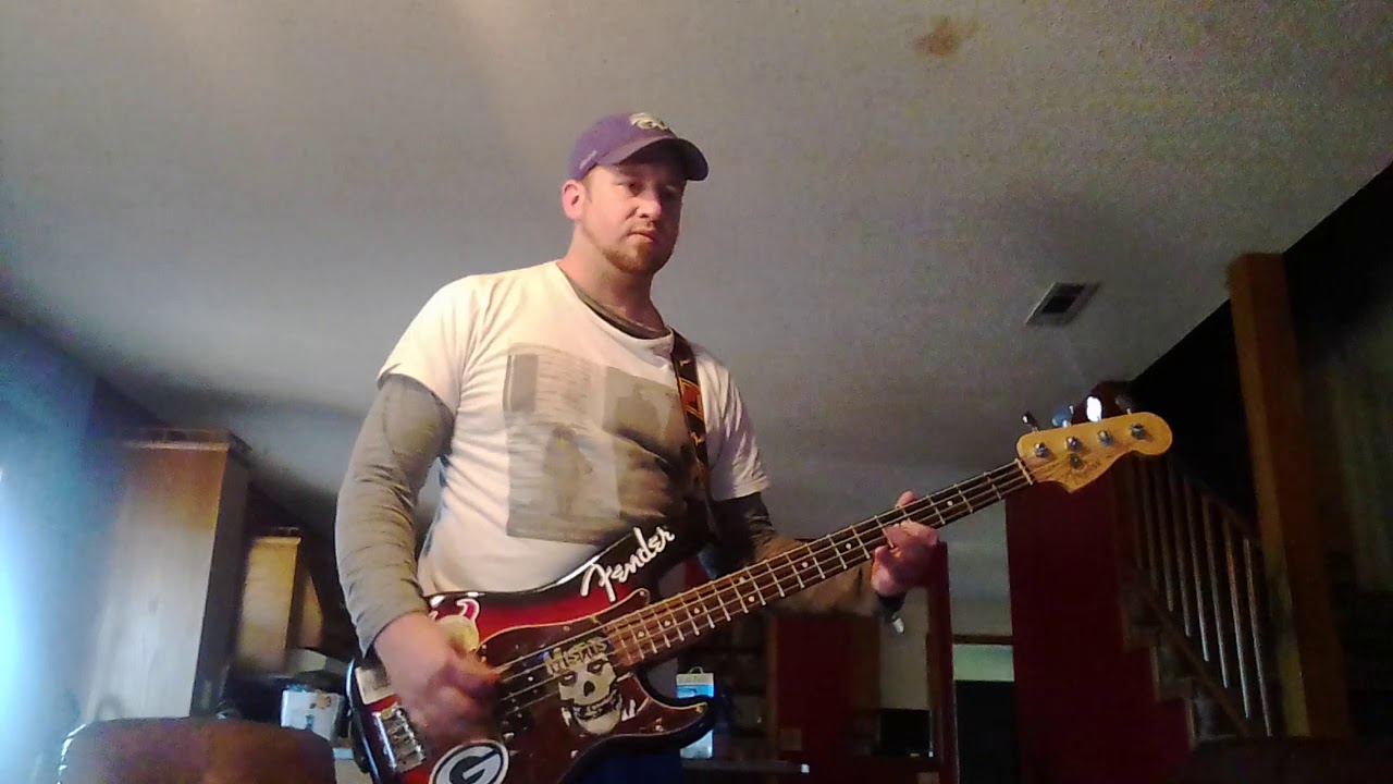Stranglehold(bass cover) - YouTube