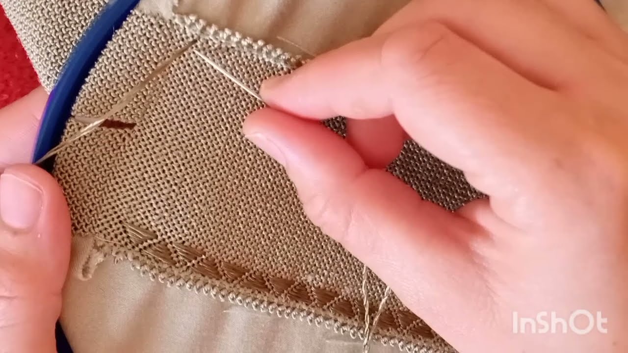 زواقة المثلثات فوق راندة الحصيرة