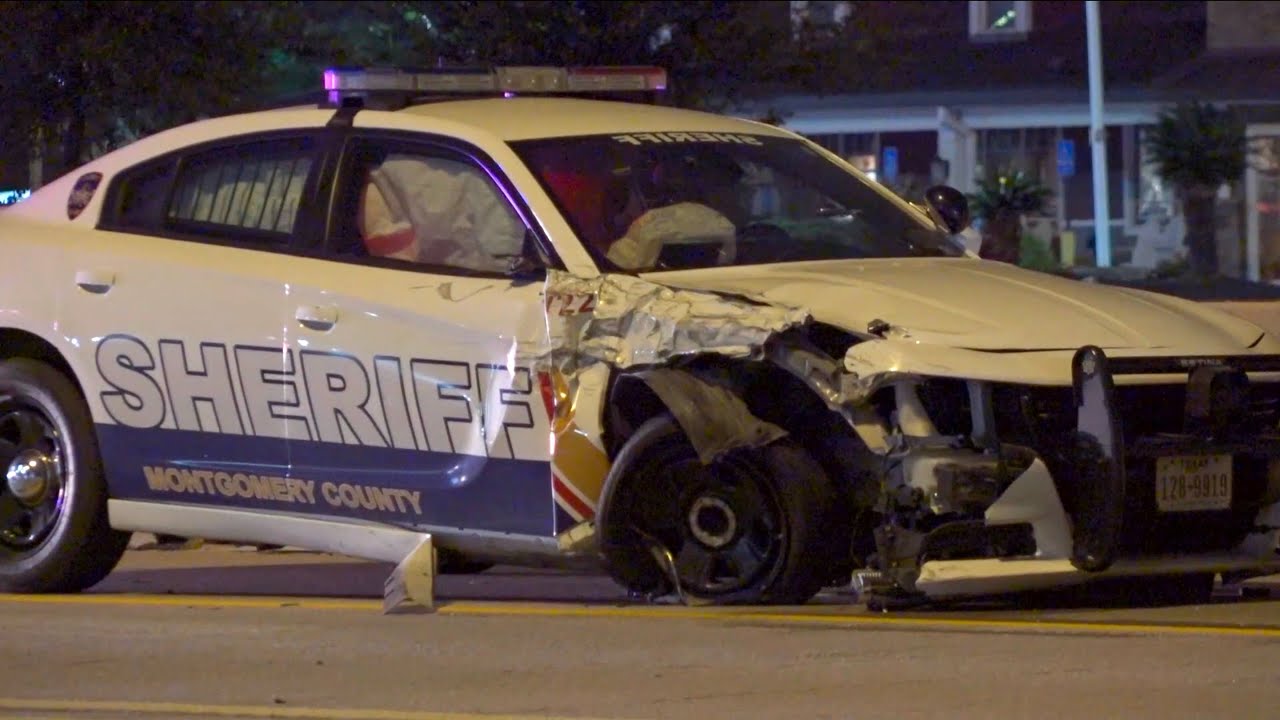 5 Cops Crash During Pursuit | Houston - YouTube