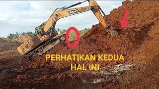 CARA NAIK DI ATAS TUMPUKAN EXCAVATOR, TES OPERATOR