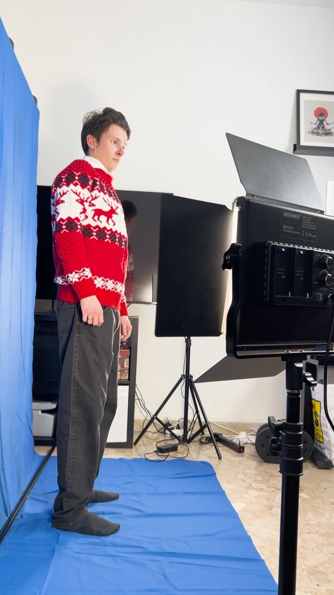 #shorts Xmas Cringe Issues - Behind the Scenes - Part 2 #funny #mercuri88 #comedy #behindthescene