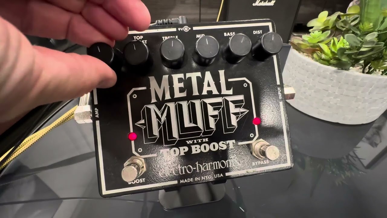 Electro Harmonix Metal Muff with Top Boost Distortion Pedal Review