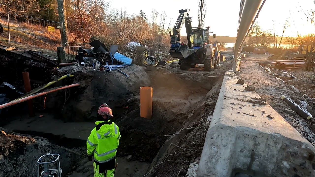 Huddig 1260 D Backfiling.