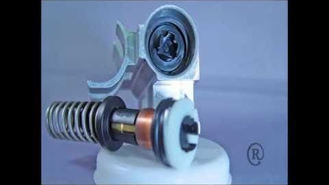 Standard vs. Inverted Retaining Rings: When Clearance is a Problem