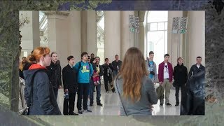 : Flash mob of Russian Choir. Barcelona. /   . .