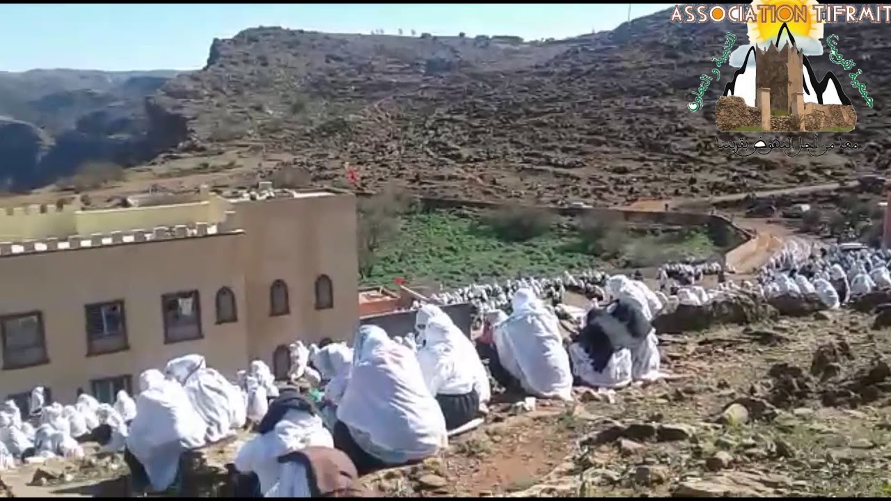 الذكر بالأمازيغية.. والصور من مهرجان طائفة فقراء إداولتيت جماعة  إداگوگمار