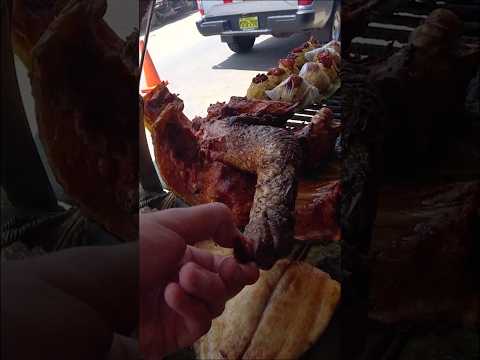 Eating Disgusting Crocodile Meat in the Amazon 🇵🇪